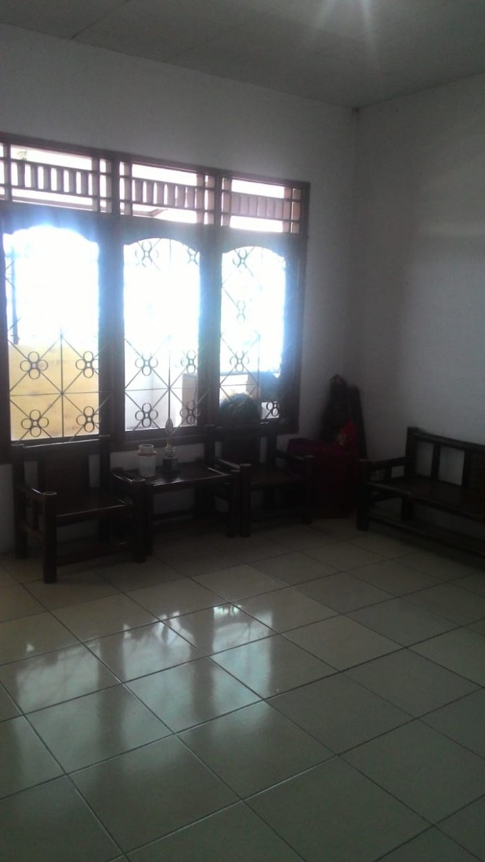 Rumah kost dijual di Beji Depok Jawa Barat 